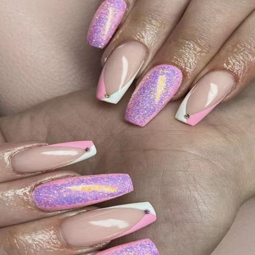 Dekorative glitzernde Press-On Nagelkunst Karnz