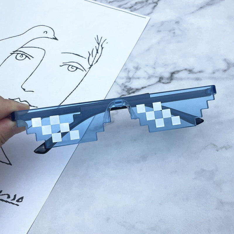 Geometric Pixelated Frame Sonnenbrille Karnz