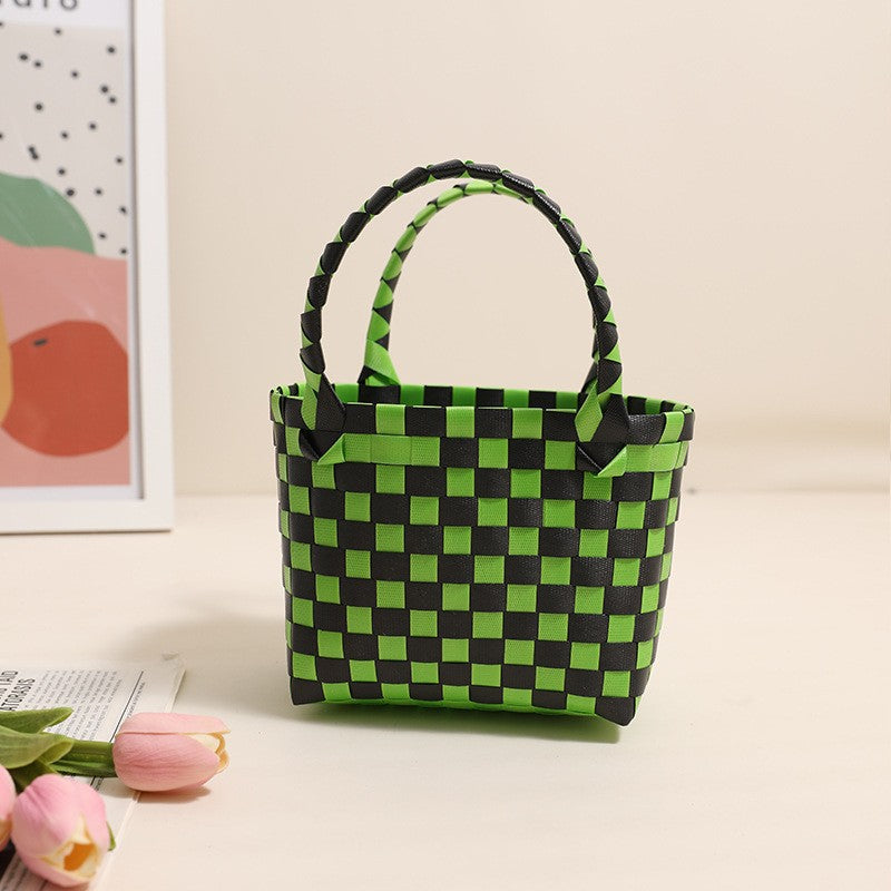 Damen Handtasche aus geflochtenem Kunststoff mit fröhlichem Muster Karnz
