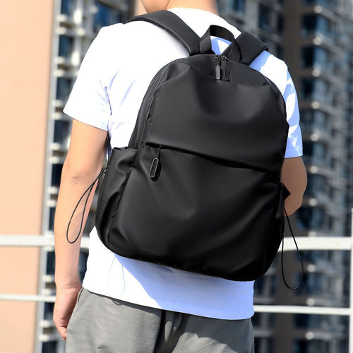 Schlanker Urbaner Rucksack Karnz