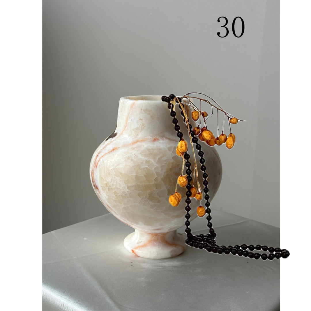 Elegante dekorative von Marmor inspirierte Vase