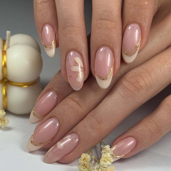 Elegantes French Tip Press-On Nagelkunst Set