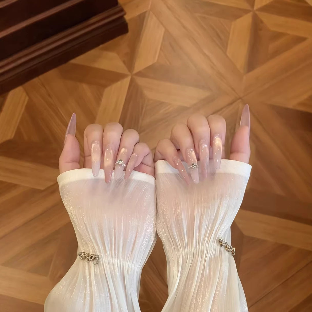 Elegante Stiletto-Nagelverlängerungen  1791717353