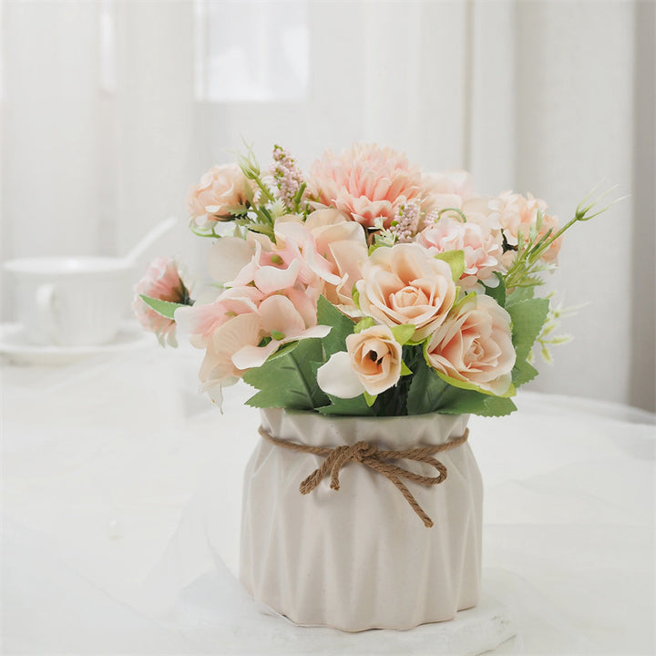 Dekorative Kunstblumenarrangement
