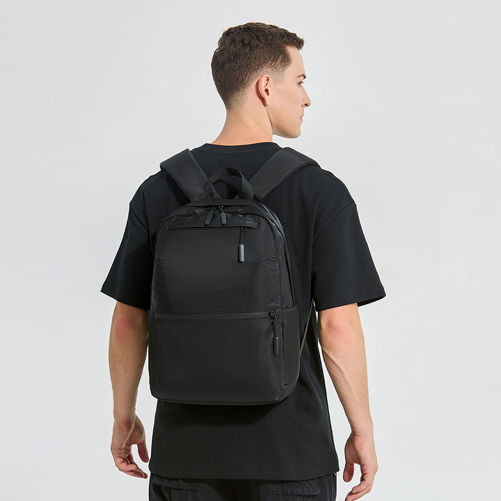 Leichte minimalistische Laptop-Rucksack Karnz