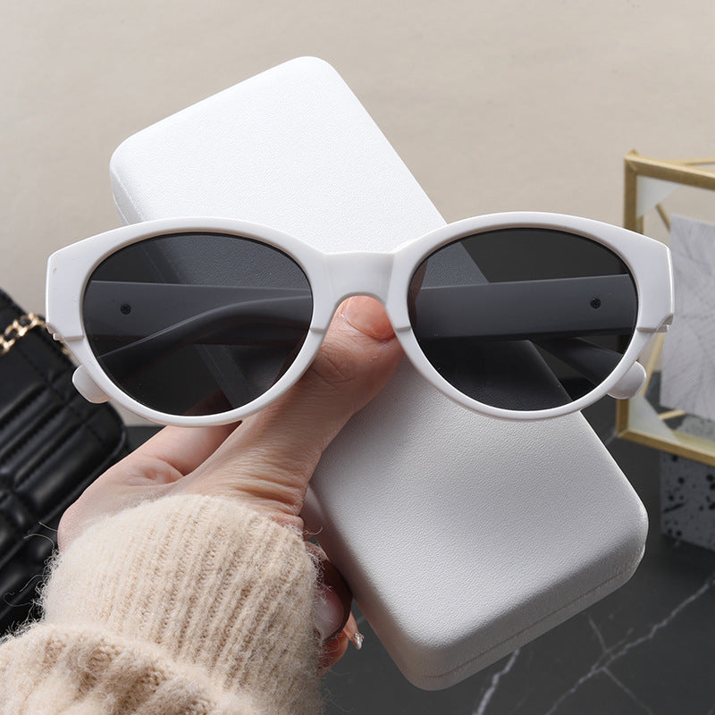 Damen Cat-Eye Sonnenbrille mit exotischem Design und robustem Rahmen Karnz