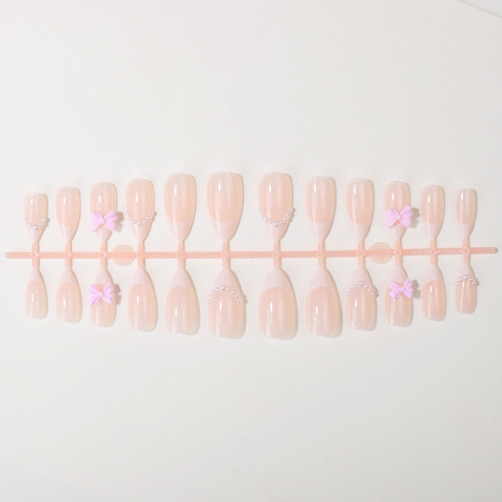 Dekorativer Nail Tip Set Karnz