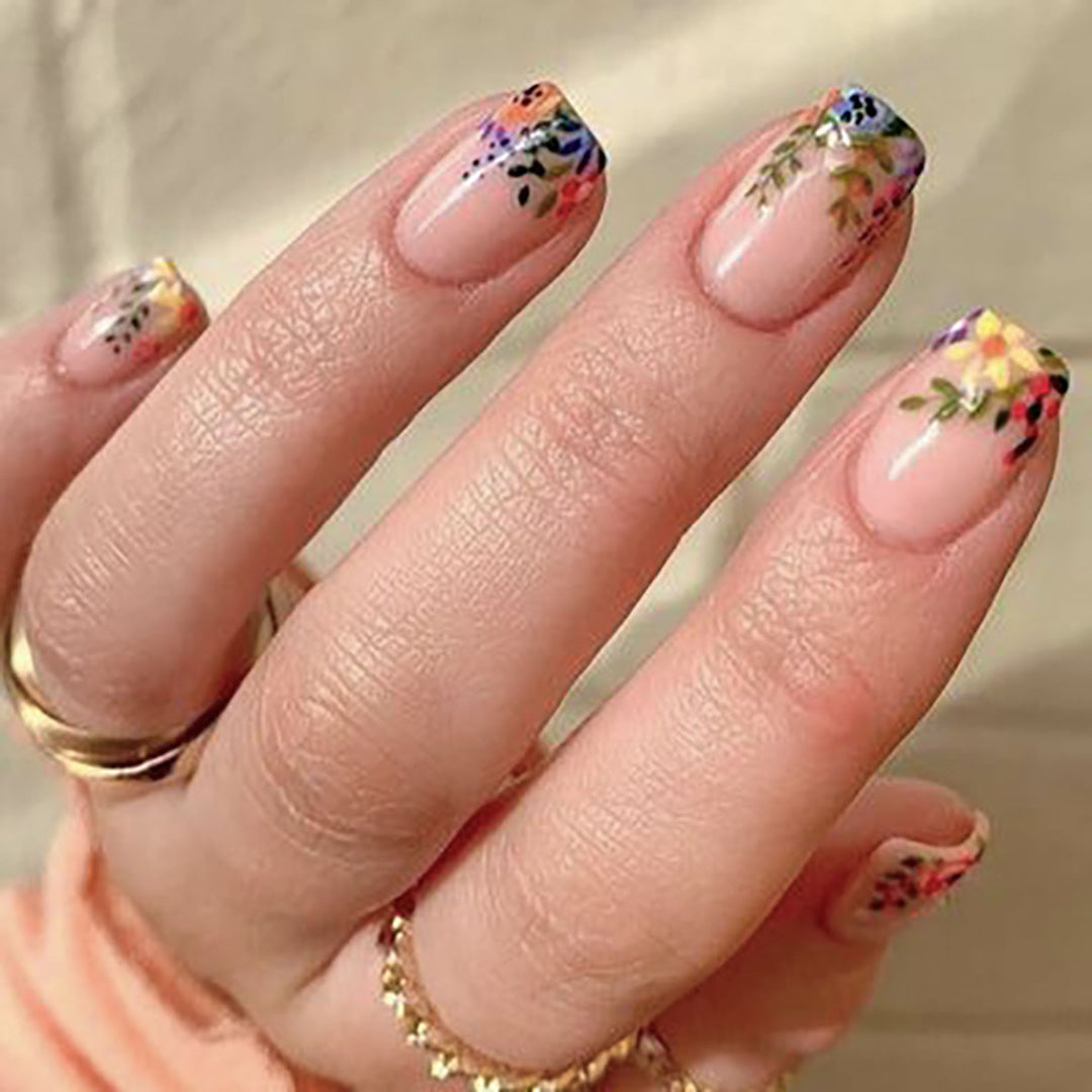 Elegantes Press-On-Nageldesign