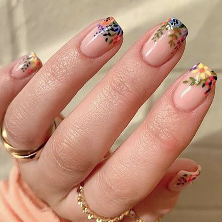 Elegantes Press-On-Nageldesign