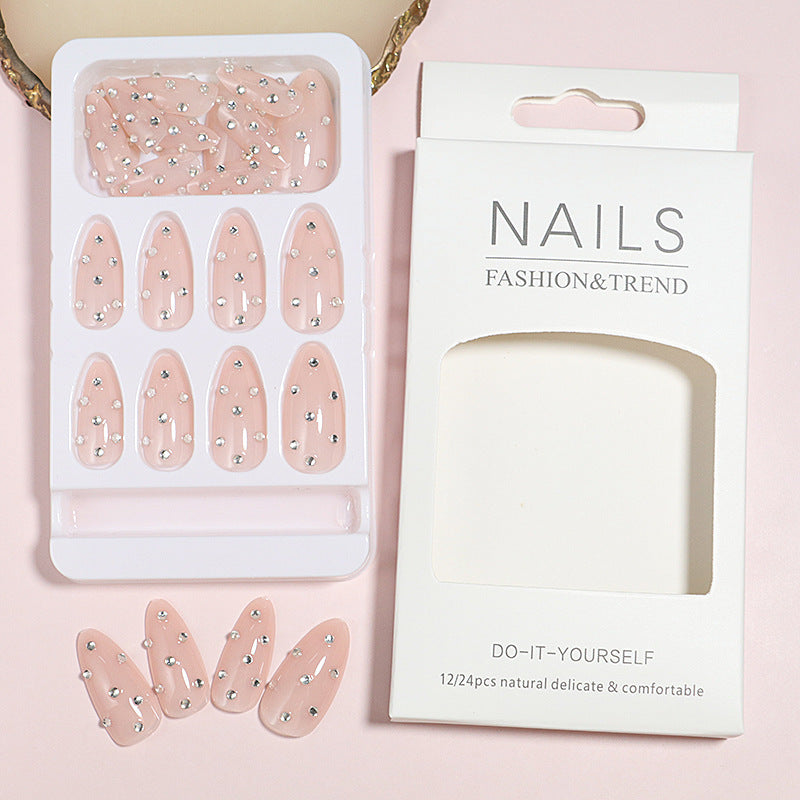 Elegante Nagelkunst Karnz