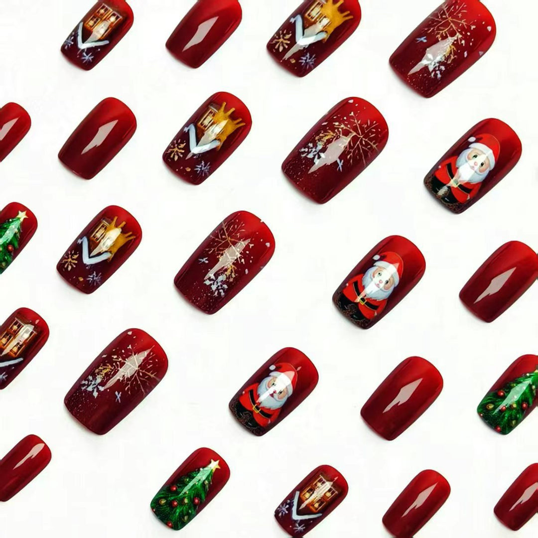 Kunstnägel mit Festlichem Weihnachtsmotiv Karnz