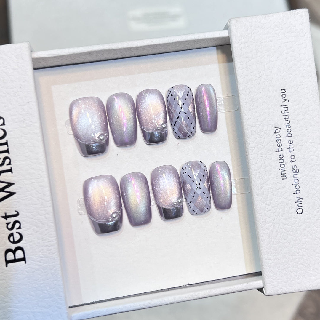 Elegantes Press-On Nagelkunst-Set mit schimmerndem Finish Karnz