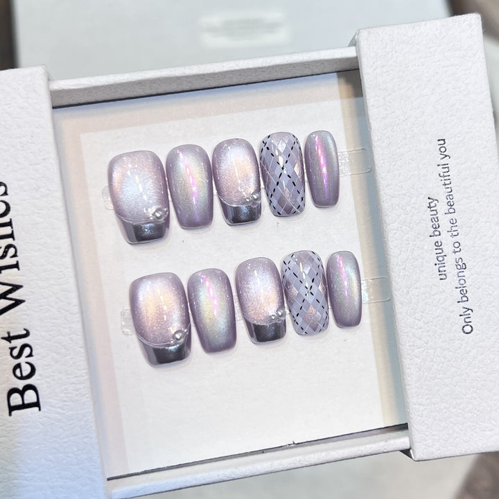 Elegantes Press-On Nagelkunst-Set mit schimmerndem Finish Karnz