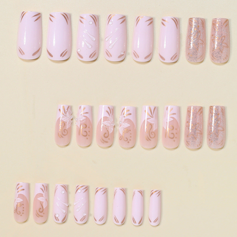Dekoratives Langes Press-On Nagelkunst-Set Karnz