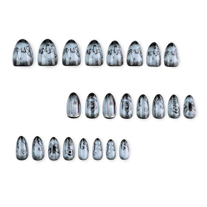 Kreative Halloween Nagelkunst im Gothic-Stil Karnz