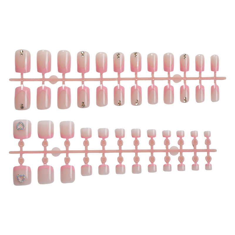 Premium dekoratives Press-On-Nagelset mit einzigartigen Verzierungen Karnz