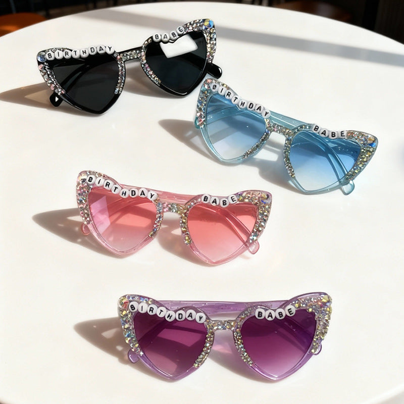 Herzförmige Statement-Sonnenbrille Karnz