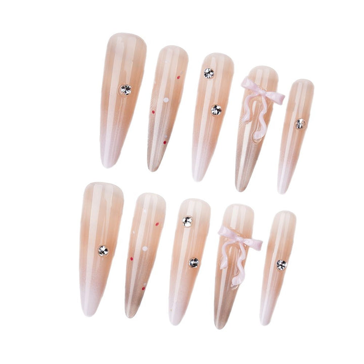 Dekoratives Press-On-Nageldesign Karnz
