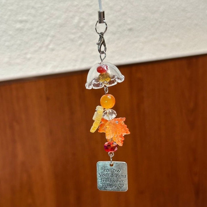 Inspirierender Blumenanhänger Charm Karnz