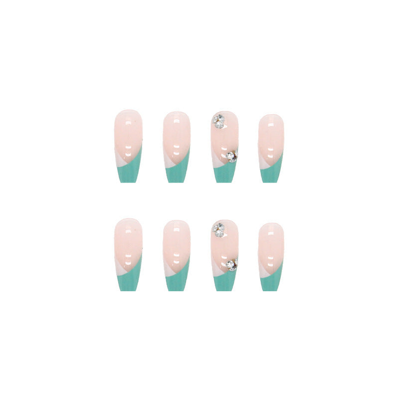 Künstliche Nagelspitzen mit Glitzerakzenten und elegantem Design Karnz