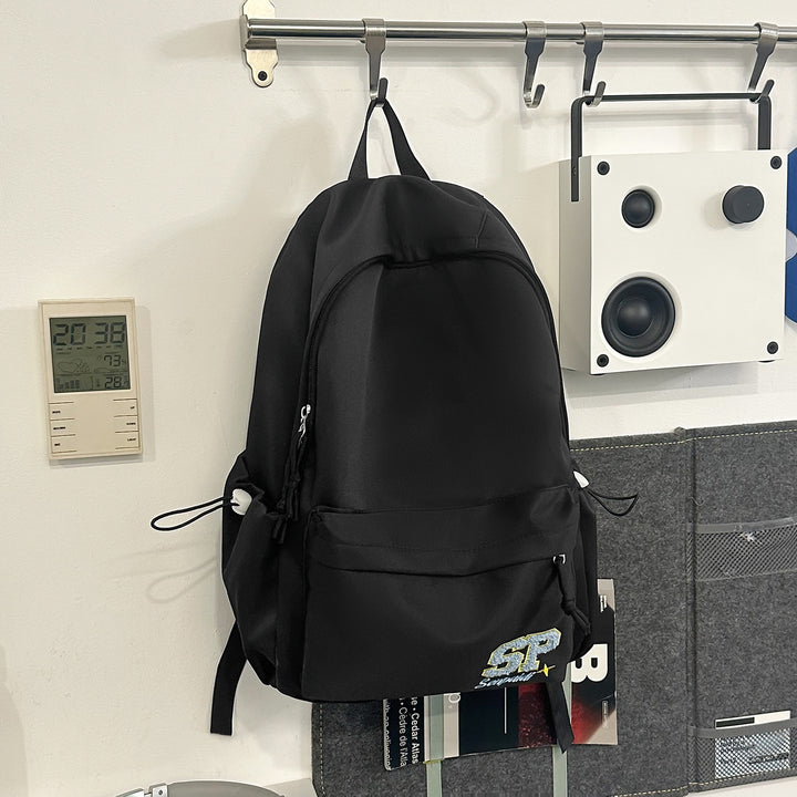 Stylischer Plüschstoff-Rucksack