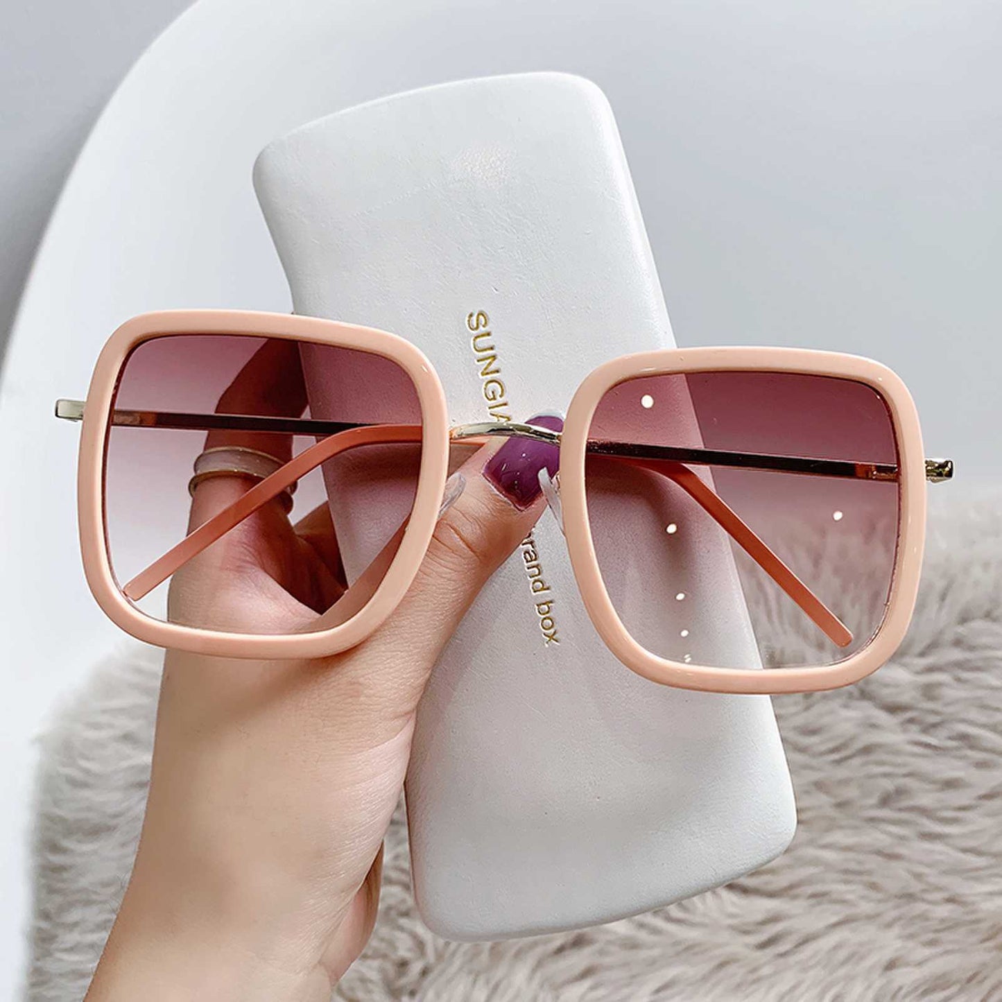 Damen Sonnenbrille mit quadratischem Rahmen und polarisierenden Gläsern Karnz