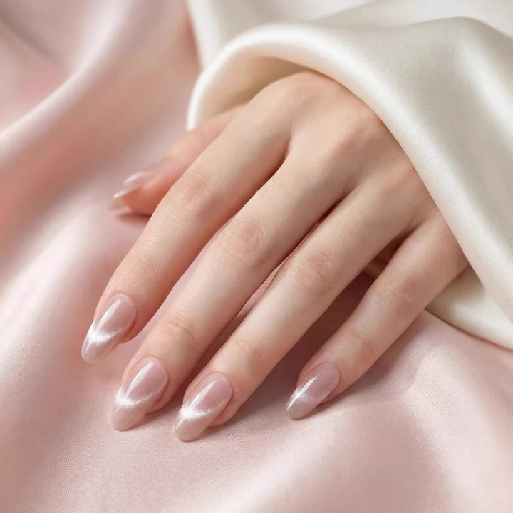 Elegante Stiletto Press-On Nagelkunst Karnz