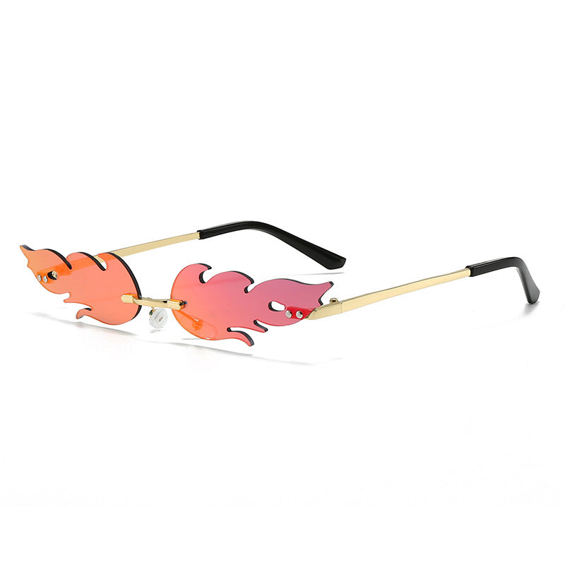 Damen extravagante Sonnenbrille im kreativen Flammendesign Karnz