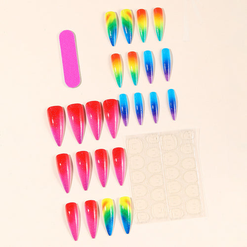 Stiletto Regenbogen Ombre Nagelkunst Verlängerungen Karnz