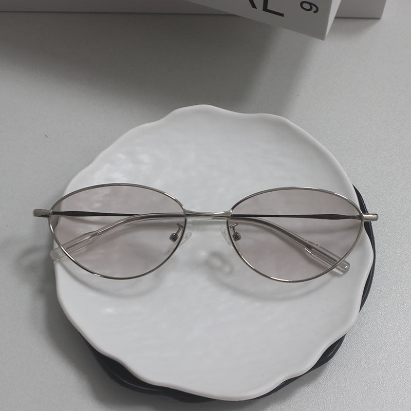 Modische Rechteckige Brille mit Feinem Metallrahmen Karnz