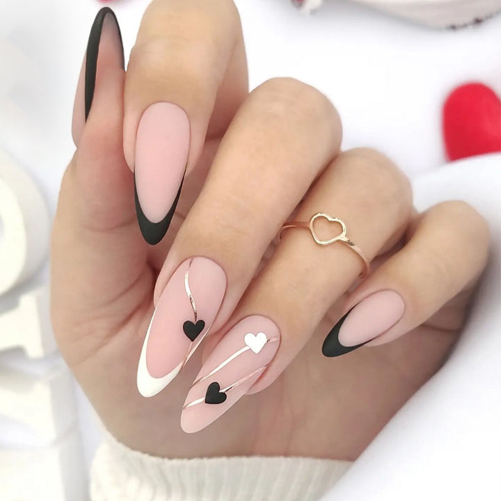Elegante Herz-Themen Acryl Nagelkunst Verlängerungen Karnz