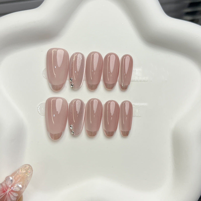 Luxuriöses Press-On-Nagelspitzen-Set