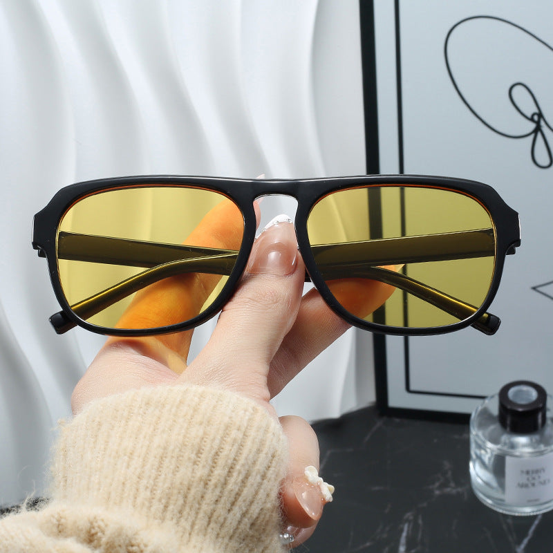 Damen moderne rechteckige Sonnenbrille mit polarisierenden Gläsern Karnz