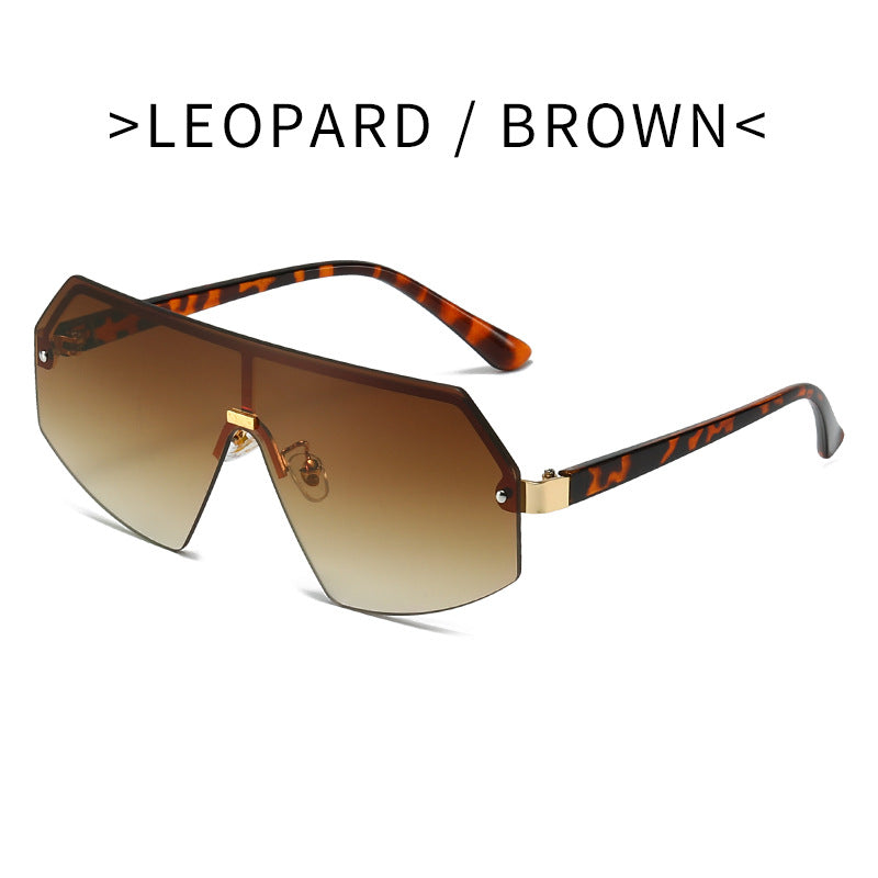 Damen futuristische Oversized-Sonnenbrille mit innovativem Rahmen Karnz