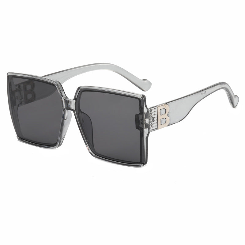 Damen Oversized-Sonnenbrille mit luxurious Detail Karnz