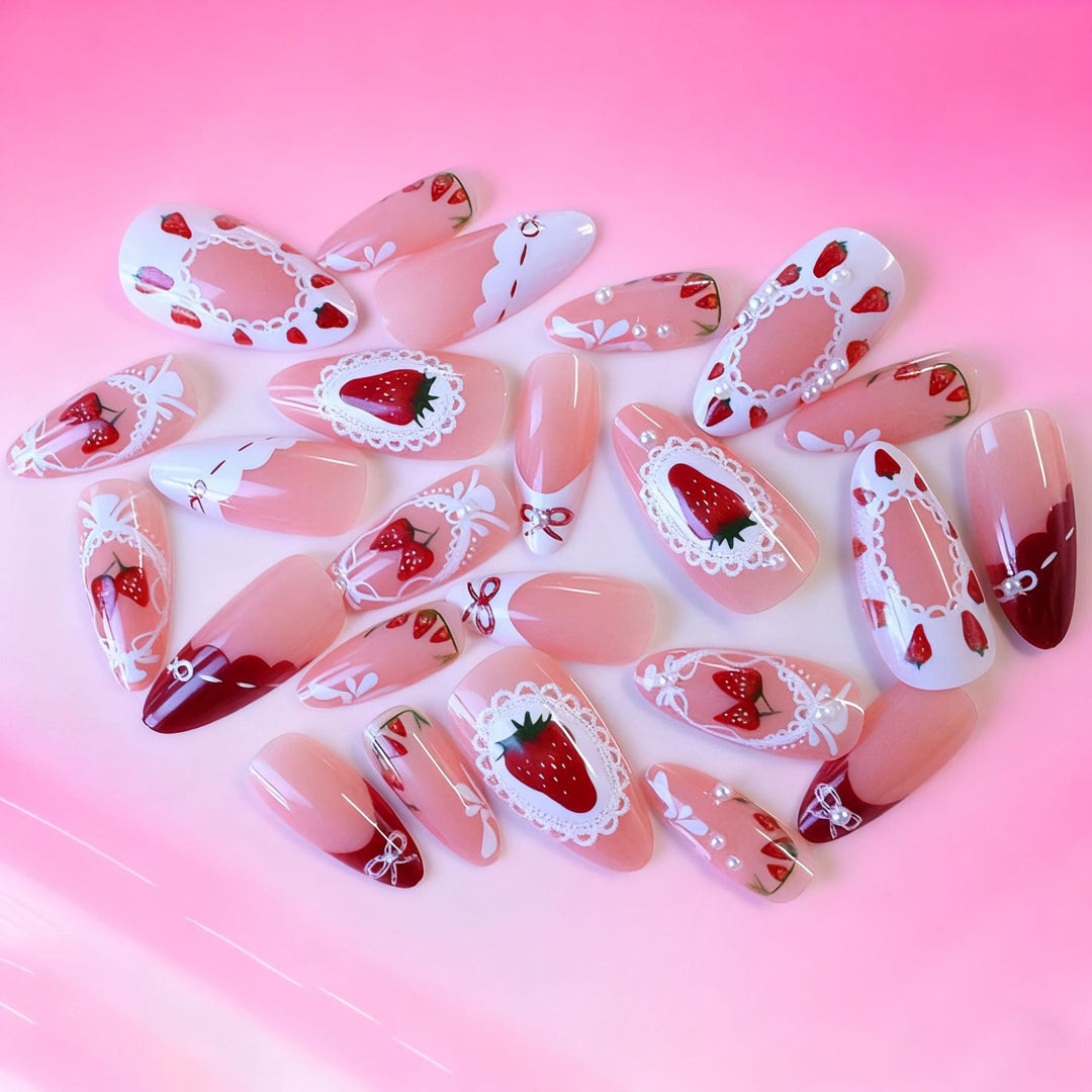 Kreative Erdbeer Nagelkunst Verbesserungen Karnz