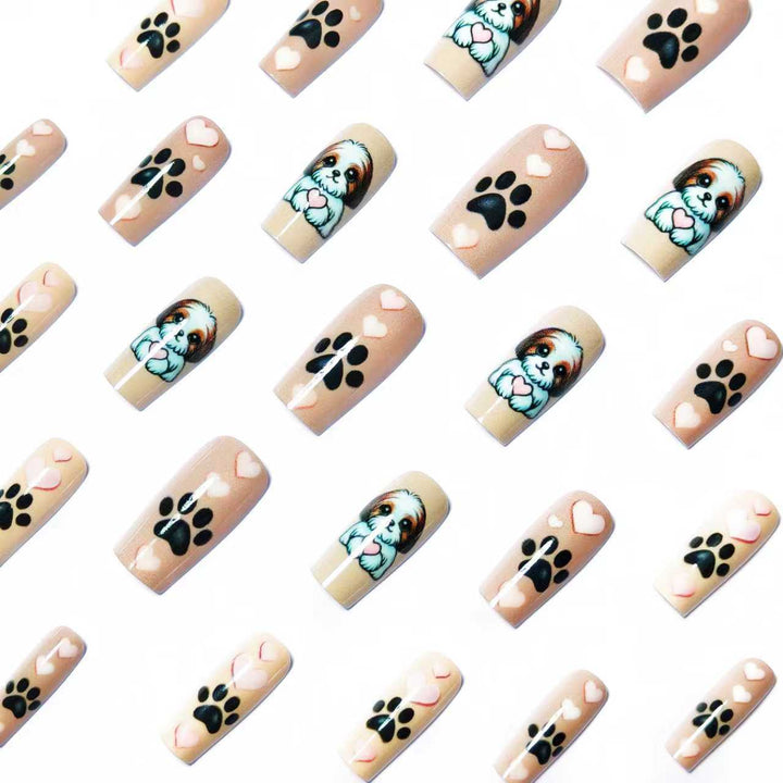 Kunstnageldesign mit Niedlichem Hundemotiv Karnz