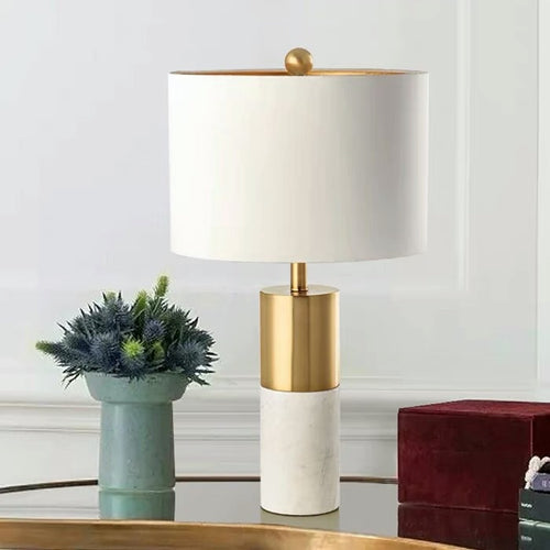 Elegante Moderne Tischlampe