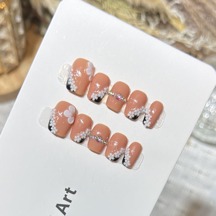Blumen dekoratives Press-On Nagelkunst Set