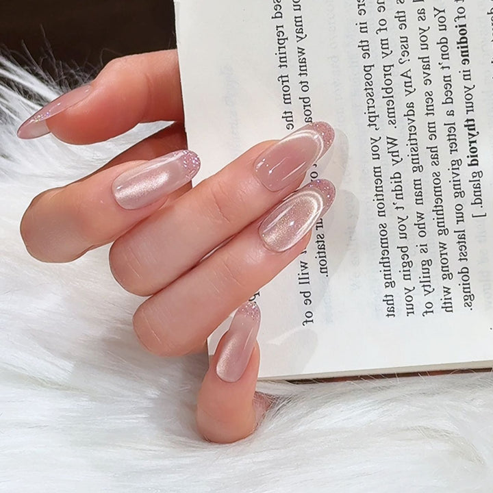 Elegante Gradient Press-On Nägel Karnz