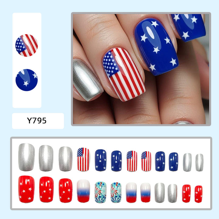 Kunstnagelset mit Patriotischen Motiven Karnz
