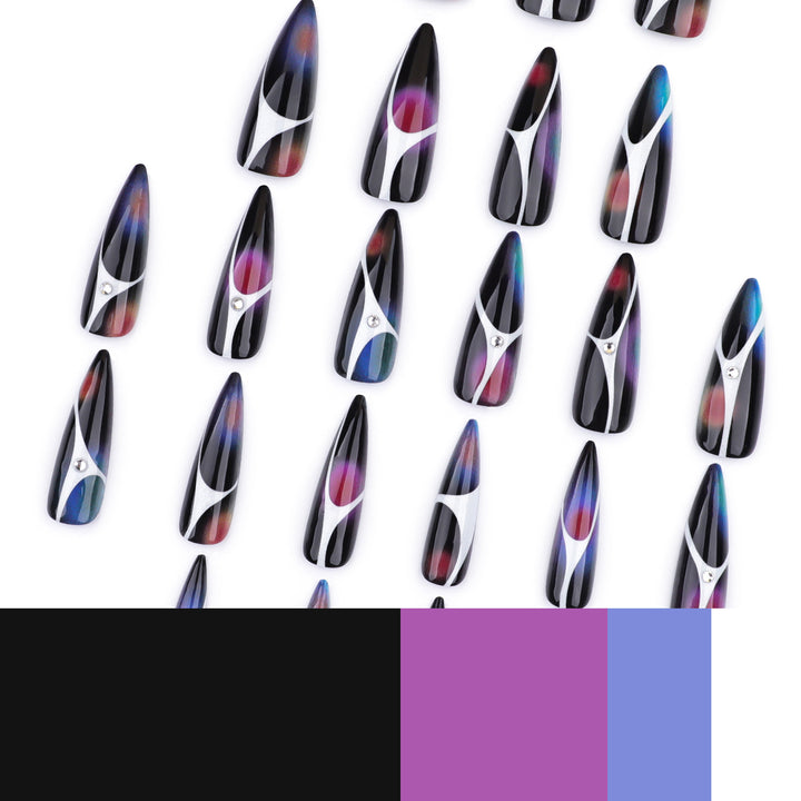 Kunstvolle Stiletto-Nägel mit glitzernden Akzenten und geometrischem Design Karnz