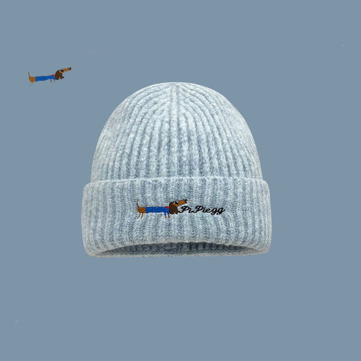 Strickmütze mit Hundemotiv
