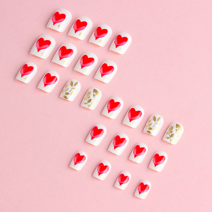 Romantisches Herz-Design Press-On Nail Art Set Karnz