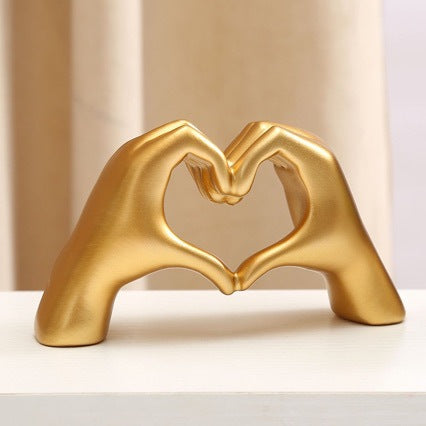 Dekorative Herz-Hand Statue Karnz