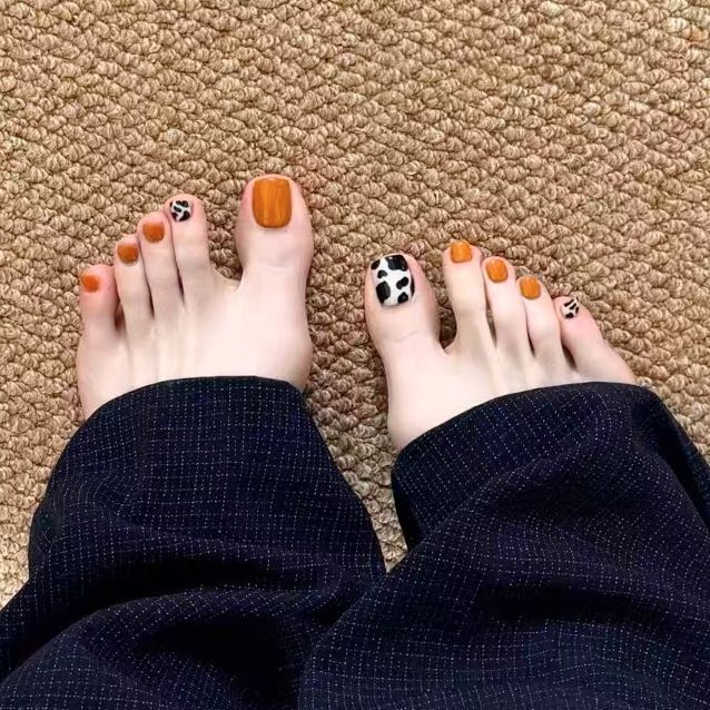 Dekorative Nagelkunst Karnz