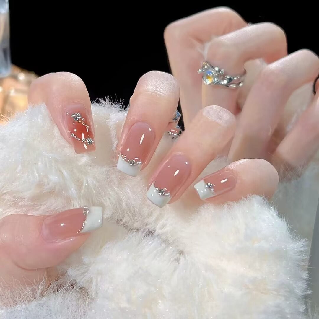 Elegantes Nagelkunstset Karnz