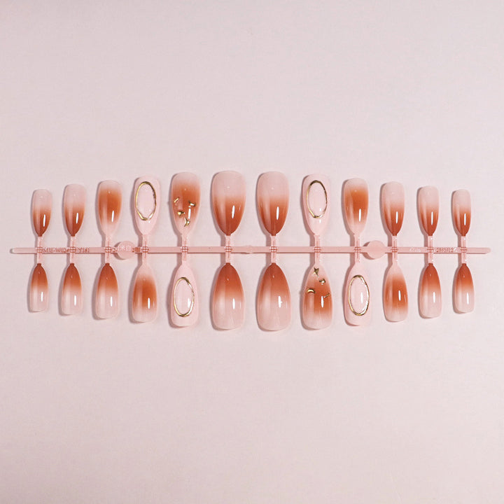 DIY Elegante Press-On Nagelkunst Set Karnz