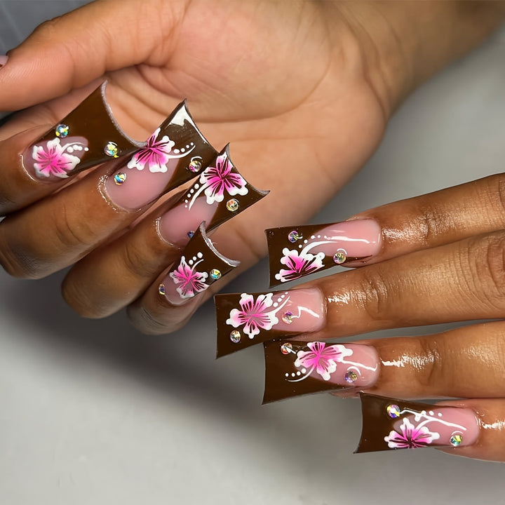 Dekorative florale Stiletto-Nagelverlängerungen Karnz