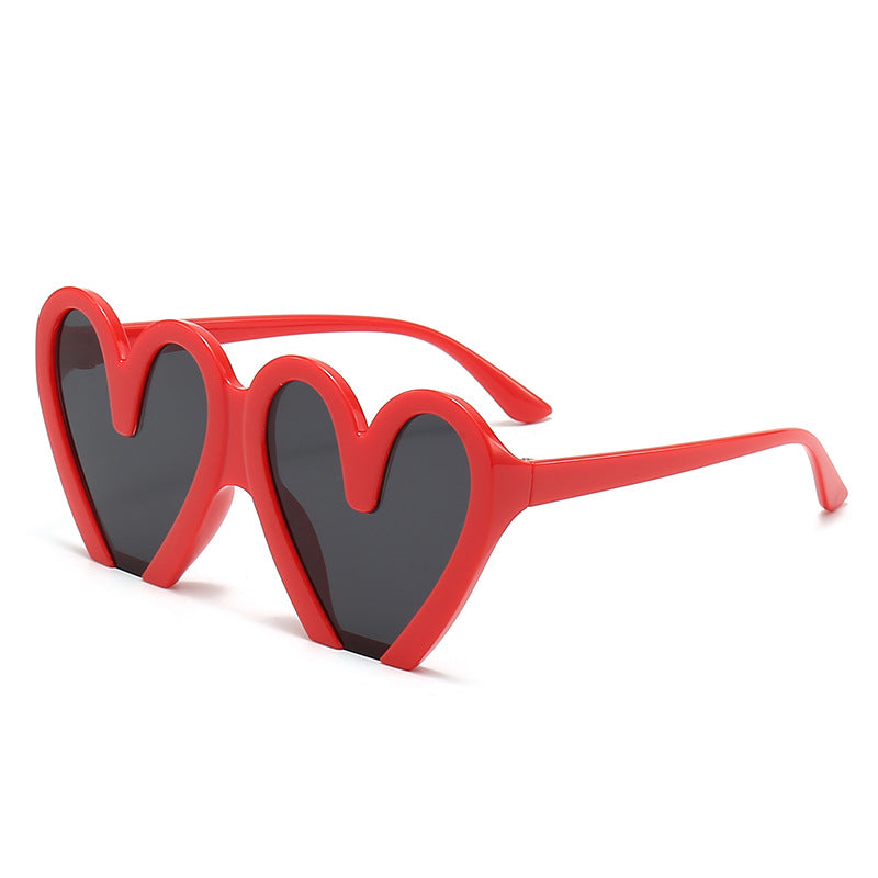 Damen modische Sonnenbrille im einzigartigen Herzdesign Karnz